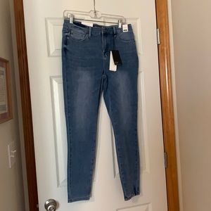 Judy Blue Therma Denim Jeans.